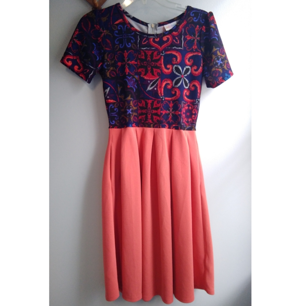 Lularoe Amelia Dress with pockets. Size S. Orange, coral, persimmon